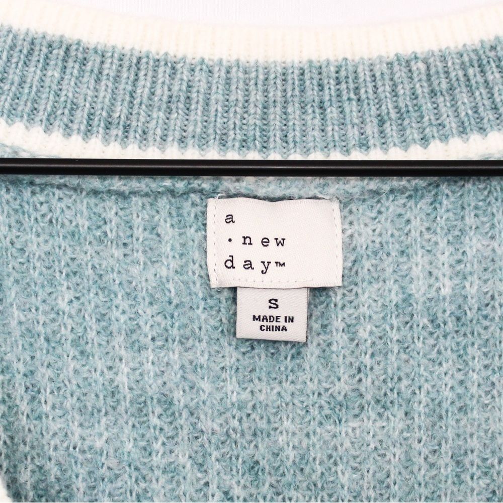 A New Day Oversized Varsity Blue Button Front Cardigan Small - Picture 7 of 8